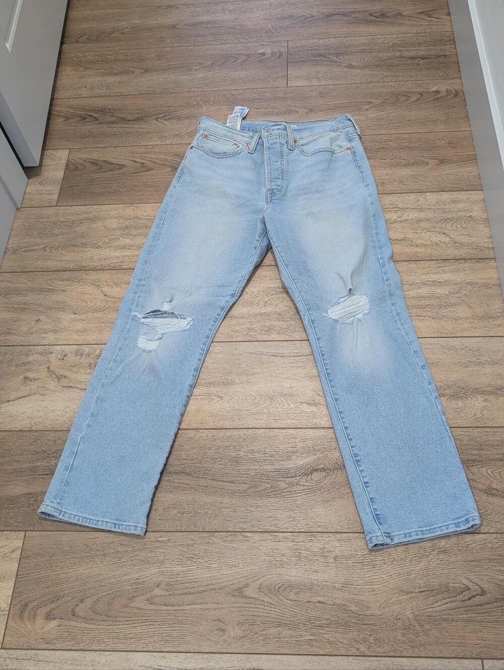 Light Blue Distressed women's Jeans